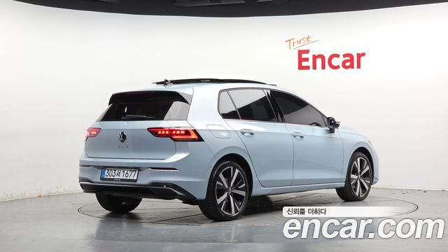 Volkswagen Golf (VIII) 2.0 TDI Prestige 2025 — фото 2