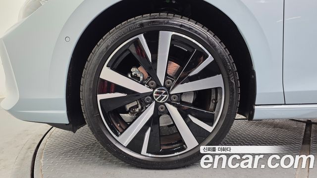 Volkswagen Golf (VIII) 2.0 TDI Prestige 2025 — фото 5