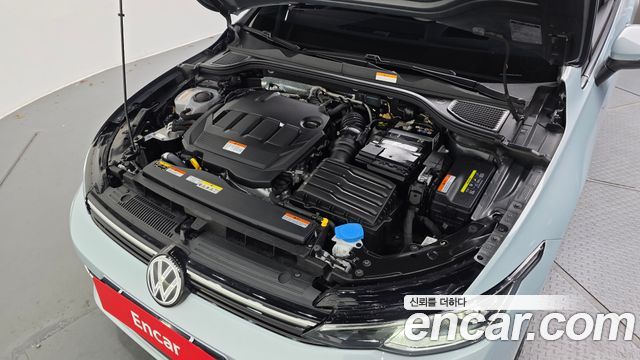 Volkswagen Golf (VIII) 2.0 TDI Prestige 2025 — фото 6