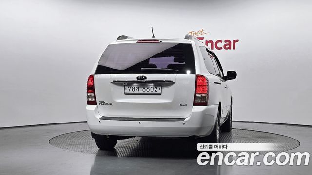 Kia Carnival R Grand Carnival GLX Premium 2012 — фото 4