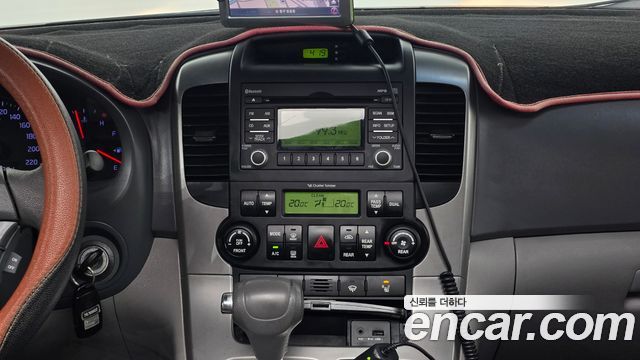 Kia Carnival R Grand Carnival GLX Premium 2012 — фото 22
