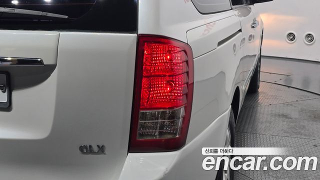 Kia Carnival R Grand Carnival GLX Premium 2012 — фото 29