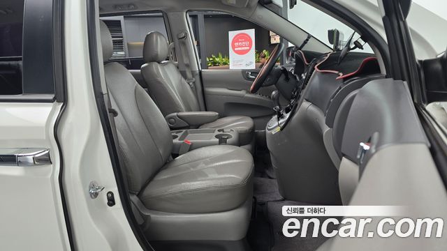 Kia Carnival R Grand Carnival GLX Premium 2012 — фото 32