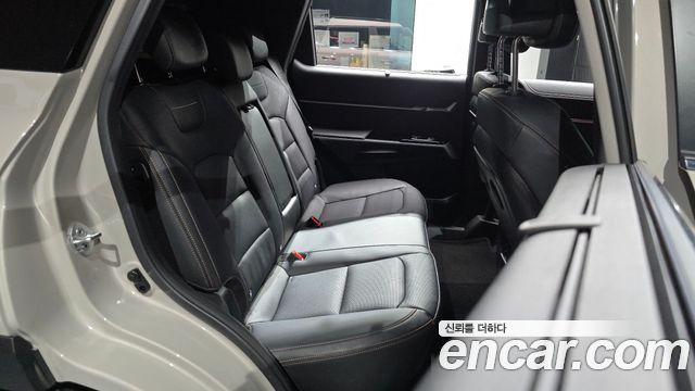 KG Mobility (SsangYong) Torres EVX E7 2024 — фото 11