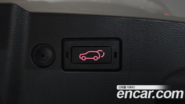 KG Mobility (SsangYong) Torres EVX E7 2024 — фото 20
