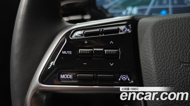 KG Mobility (SsangYong) Torres EVX E7 2024 — фото 27