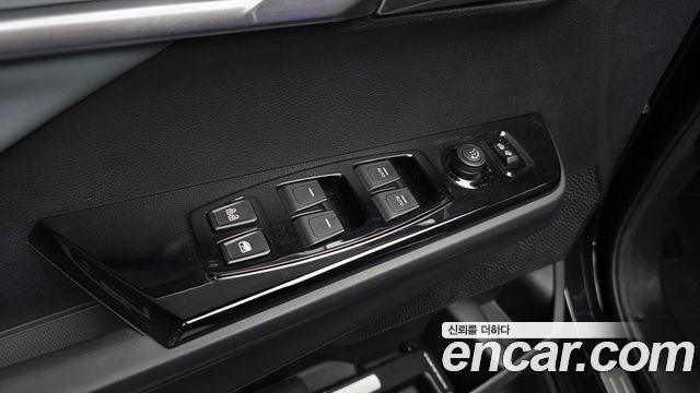 KG Mobility (SsangYong) Torres Gasoline 1.5 2WD Black Edge 2025 — фото 17
