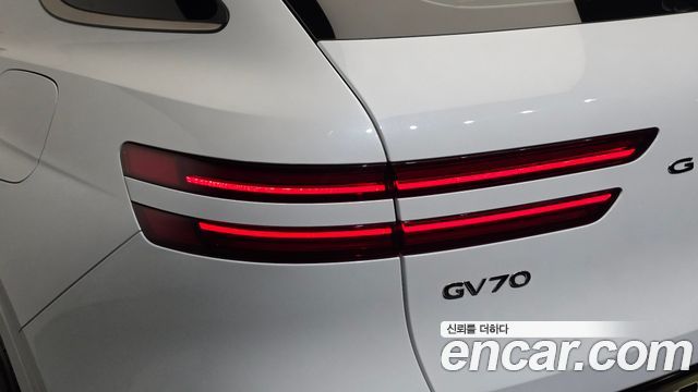 Genesis GV70 3.5T Gasoline AWD 2022 — фото 23