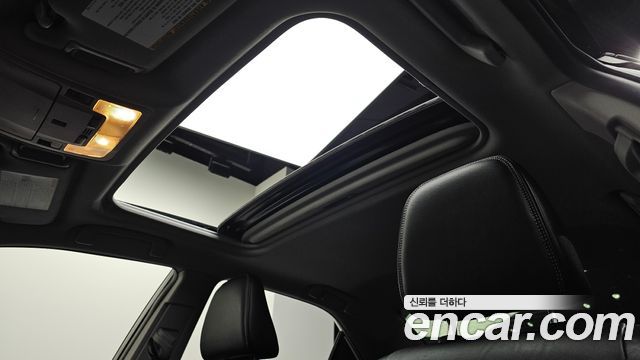 Toyota Camry 2.5 XLE 2015 — фото 18
