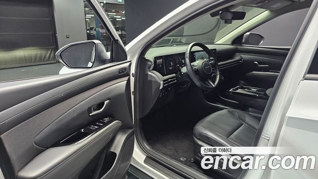 Hyundai Tucson (NX4) Gasoline 1.6 Turbo 2WD Premium 2024 — фото 10