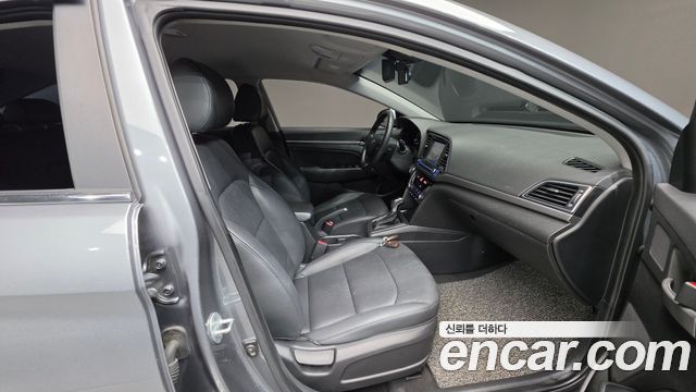Hyundai Avante (AD) 1.6 GDI Modern 2016 — фото 10