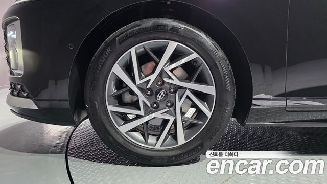 Hyundai Grandeur (GN7) 2,5 Gasoline 2WD Exclusive 2023 — фото 5