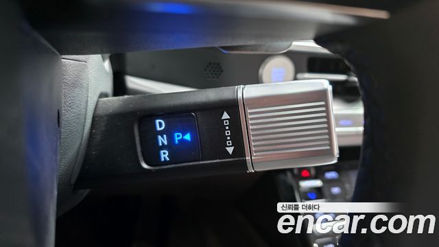Hyundai Grandeur (GN7) 2,5 Gasoline 2WD Exclusive 2023 — фото 9