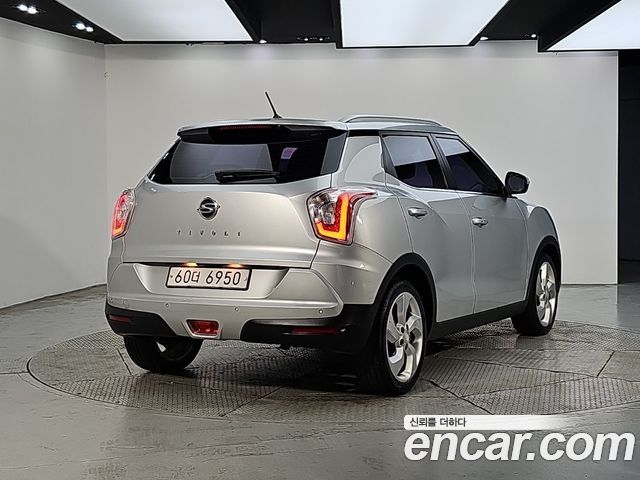 KG Mobility (SsangYong) Tivoli LX 2WD DLX 2015 — фото 4
