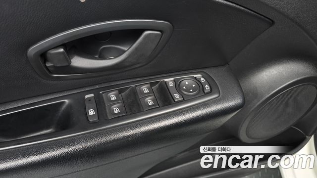 Renault Korea SM3 Neo SE 2016 — фото 28