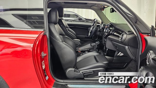 MINI Cooper HIGH Third Generation 2016 — фото 11