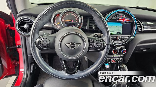 MINI Cooper HIGH Third Generation 2016 — фото 13