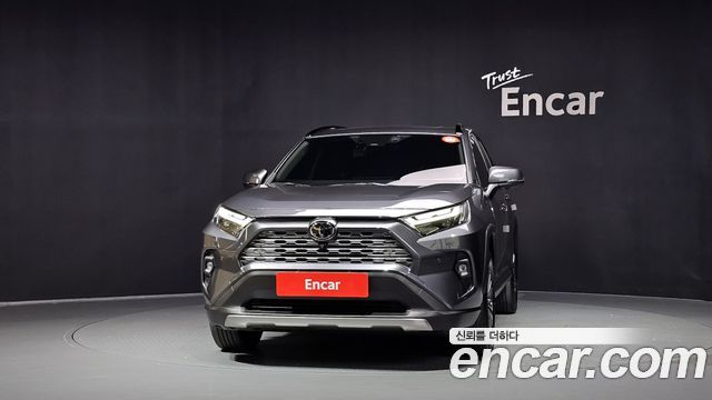 Toyota RAV4 (V) 2,5 4WD Hybrid LTD 2025 — фото 3