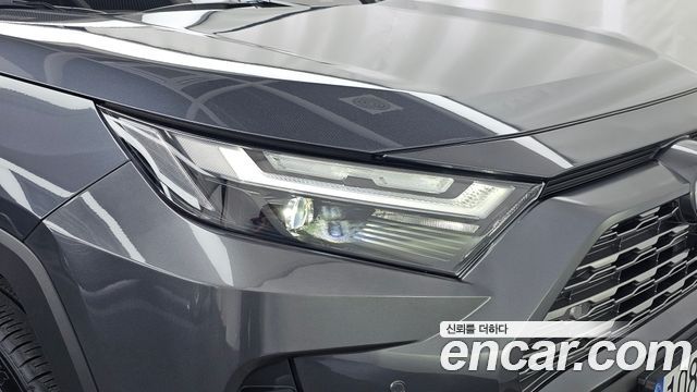 Toyota RAV4 (V) 2,5 4WD Hybrid LTD 2025 — фото 22