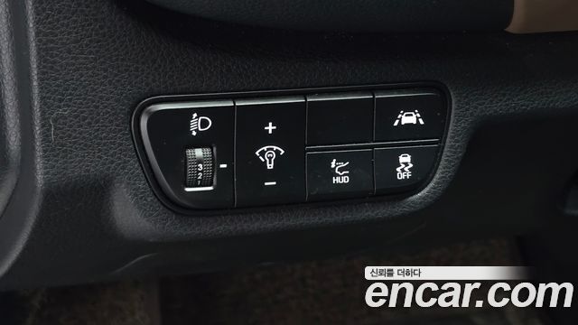 Kia Seltos Gasoline 1.6 Turbo 2WD Signature 2022 — фото 29
