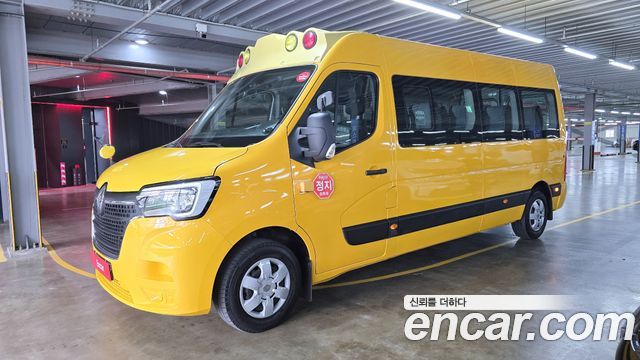 Renault Korea Master School Bus 15-Seater