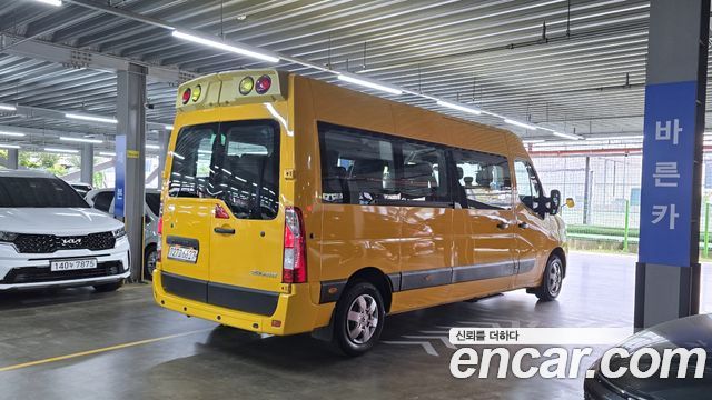 Renault Korea Master School Bus 15-Seater 2020 — фото 2
