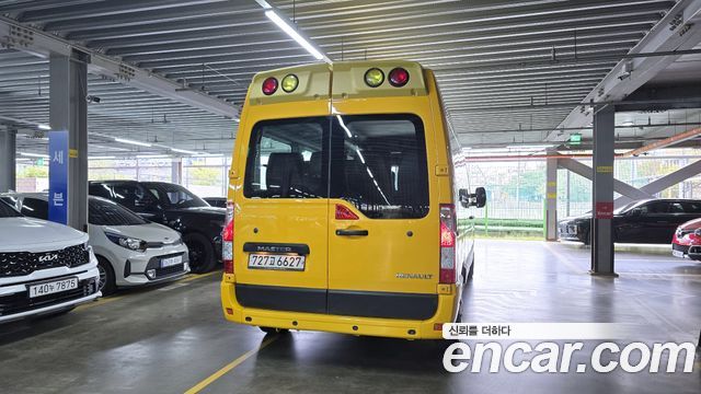 Renault Korea Master School Bus 15-Seater 2020 — фото 4