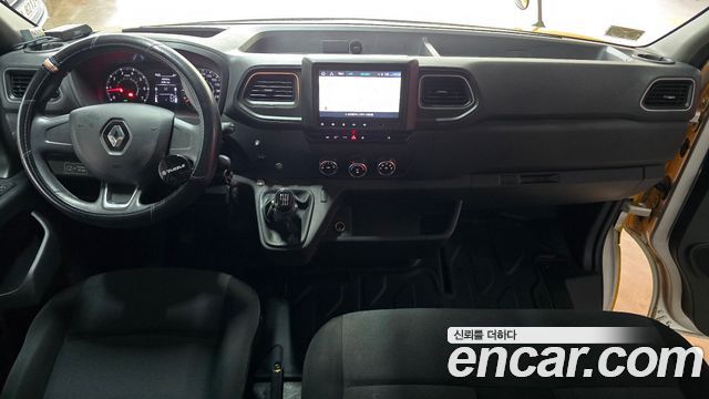 Renault Korea Master School Bus 15-Seater 2020 — фото 7