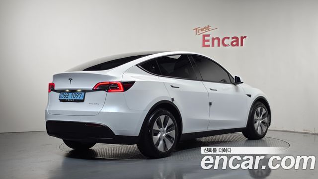 Tesla Model Y Long Range AWD 2021 — фото 2