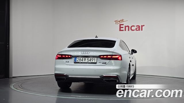Audi A5 (F5) 40 TFSI Quattro Premium Sportback 2023 — фото 4