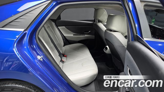 Hyundai Avante (CN7) 1.6 Inspiration 2021 — фото 11