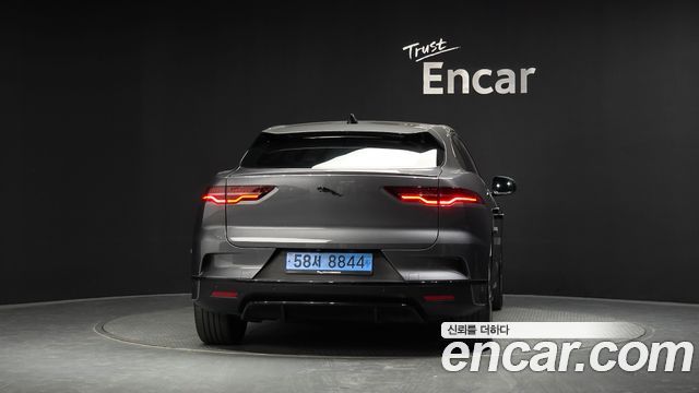 Jaguar I-PACE EV400 First Edition 2019 — фото 4
