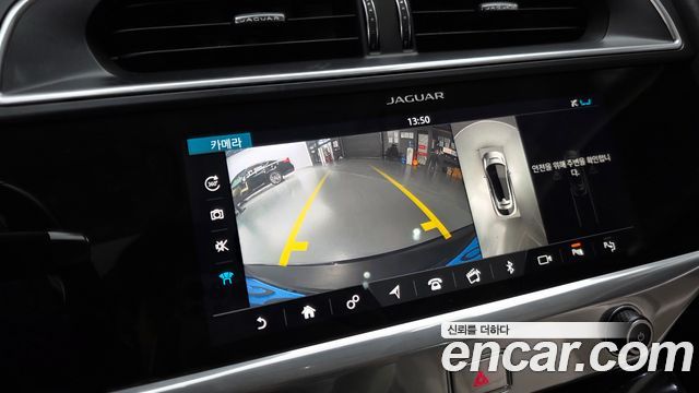 Jaguar I-PACE EV400 First Edition 2019 — фото 15
