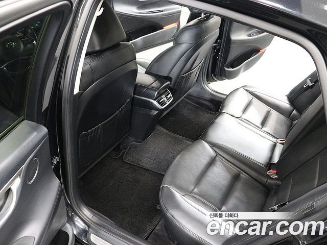Hyundai Grandeur (IG) 2.5 Premium 2023 — фото 20