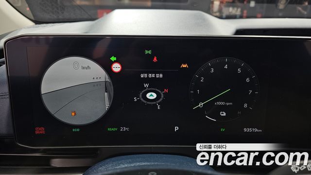 Kia Carnival (IV) HEV 9seater Gravity 2025 — фото 8