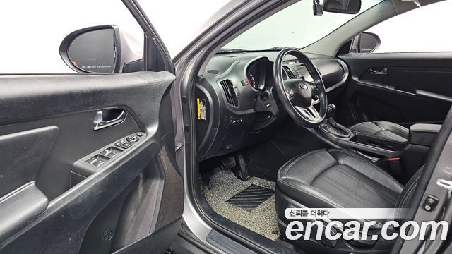 Kia Sportage R Diesel 2WD TLX High-Deluxe 2013 — фото 10