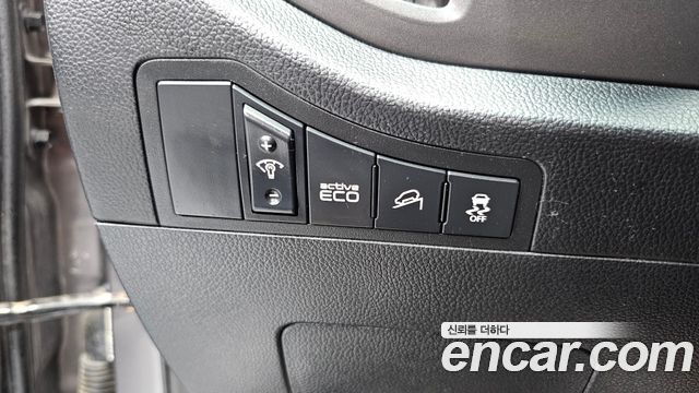 Kia Sportage R Diesel 2WD TLX High-Deluxe 2013 — фото 28