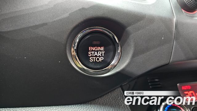 Kia Sportage R Diesel 2WD TLX High-Deluxe 2013 — фото 29