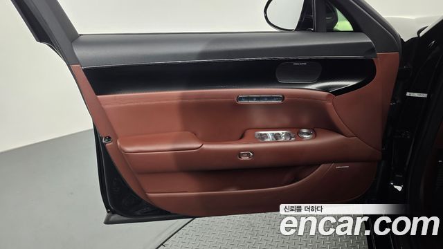 Genesis G90 (RS4) Gasoline 3.5 Turbo AWD 2023 — фото 24