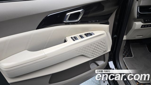 Kia Carnival (IV) HEV 9seater Gravity 2025 — фото 25