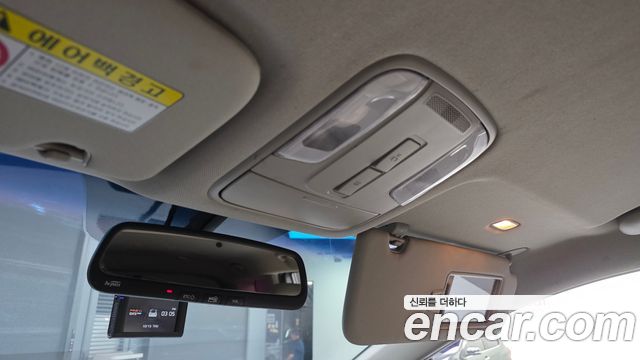 Kia Carnival 9-seater Luxury 2018 — фото 18