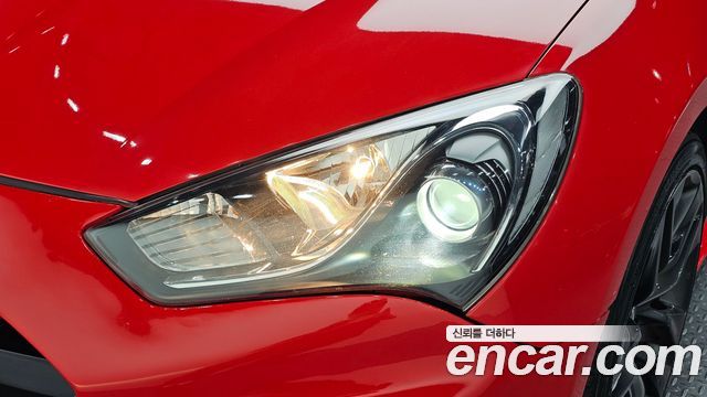 Hyundai Genesis Coupe 200 Turbo S 2016 — фото 22