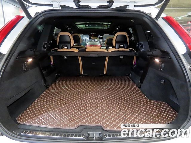 Volvo XC90 (II) D5 Inscription 2018 — фото 21