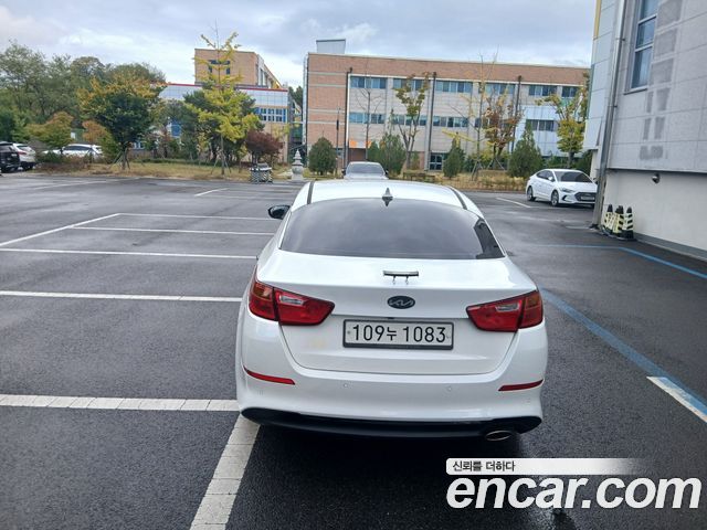 Kia K5 LPI Deluxe 2015 — фото 5