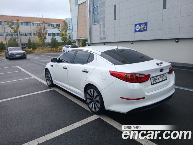 Kia K5 LPI Deluxe 2015 — фото 6