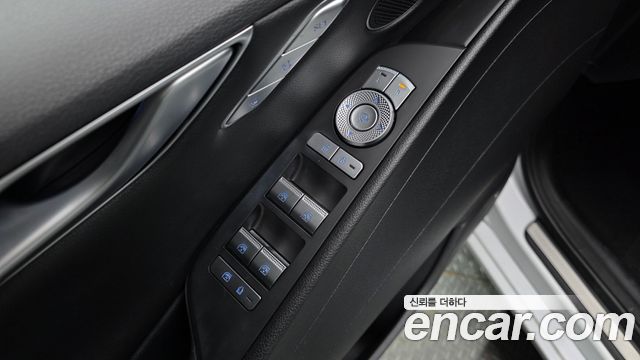 Genesis G80 (RG3) Gasoline 2.5 Turbo 2WD 2022 — фото 28