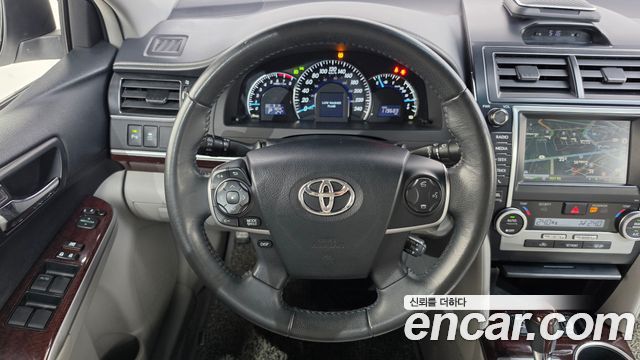Toyota Camry 3.5 2013 — фото 13