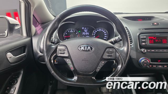 Kia K3 Trendy 2016 — фото 15