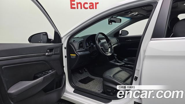 Hyundai Avante (AD) 1.6 GDI Modern special 2016 — фото 10