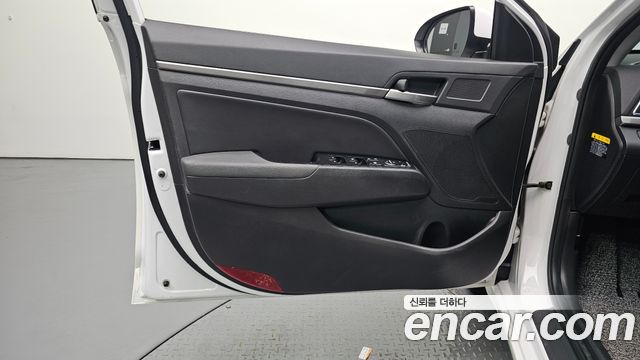Hyundai Avante (AD) 1.6 GDI Modern special 2016 — фото 24